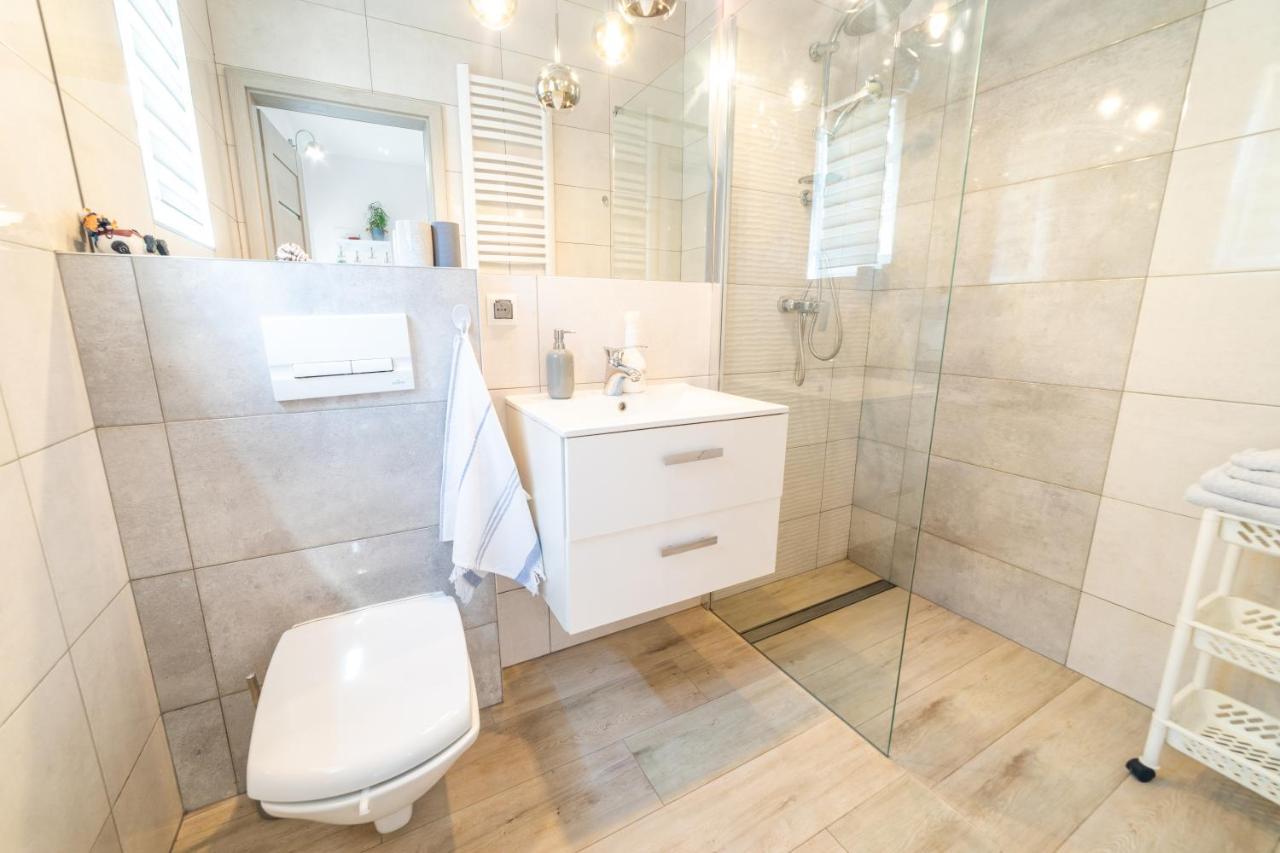 Pokoje U Matiego Mikołajki Extérieur photo